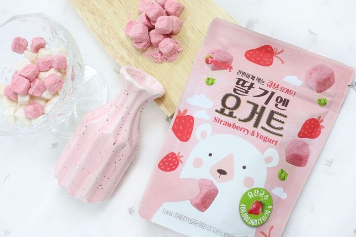 YOMIT freeze-dried yogurt - Strawberry flavor