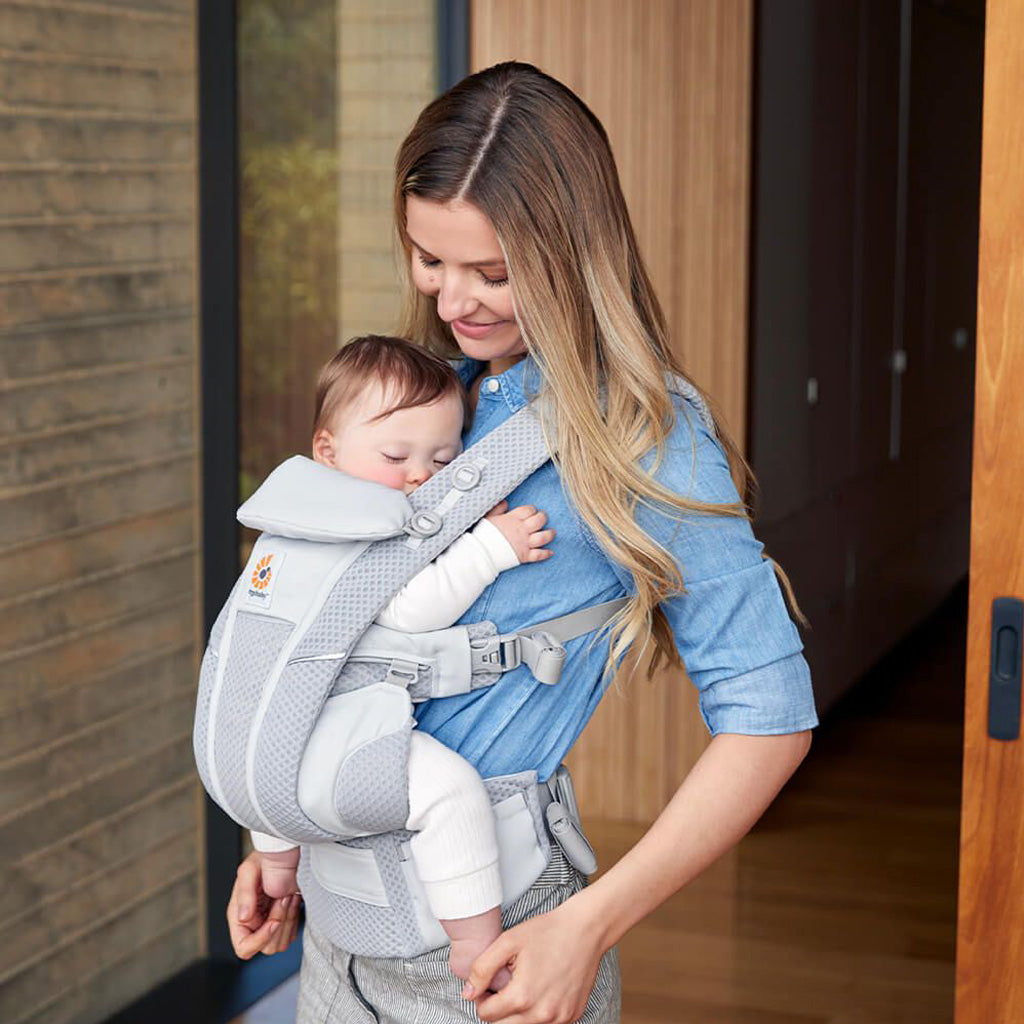 Địu Em Bé Ergobaby Omni Breeze